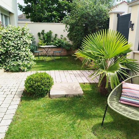 Villa Voltaire Clamart Exterior photo