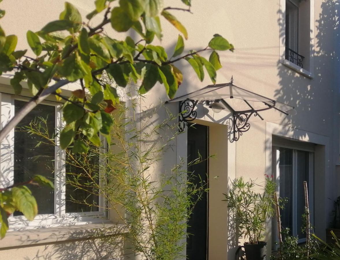 Villa Voltaire Clamart Exterior photo